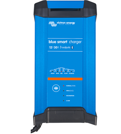[BPC121544002] Victron Blue Smart IP22 Charger 12/15(3) 230V CEE 7/7