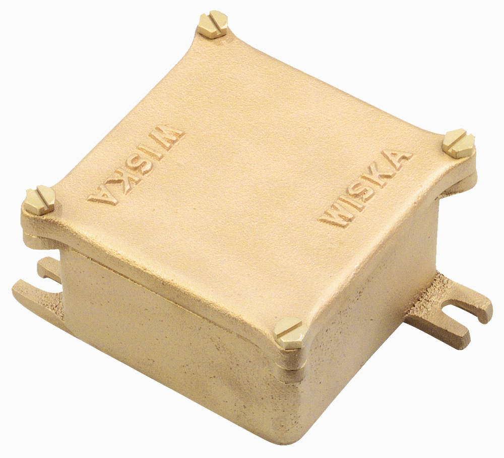 Box empty 693 96x96x70 mm, brass