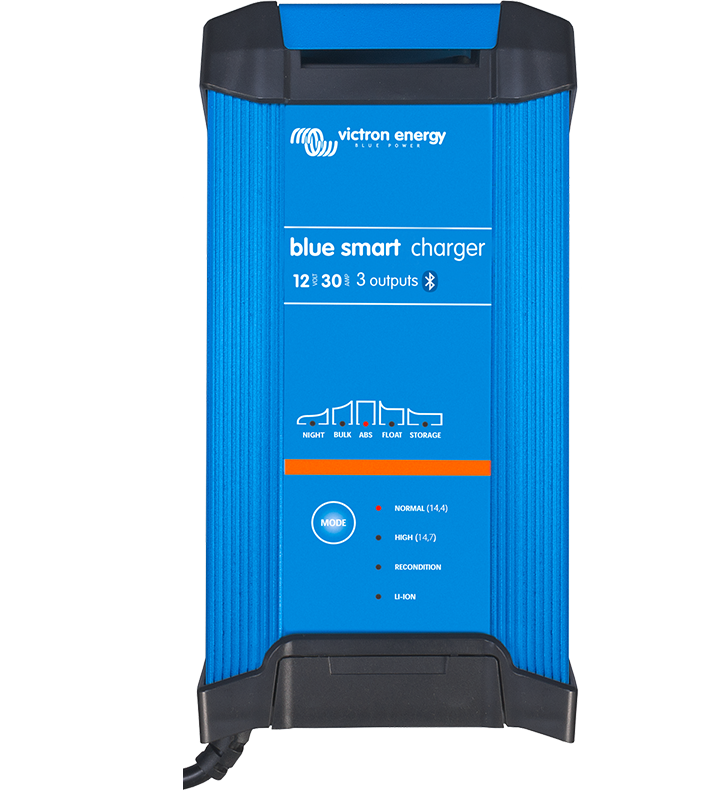 Victron Blue Smart IP22 Charger 12/15(3) 230V CEE 7/7