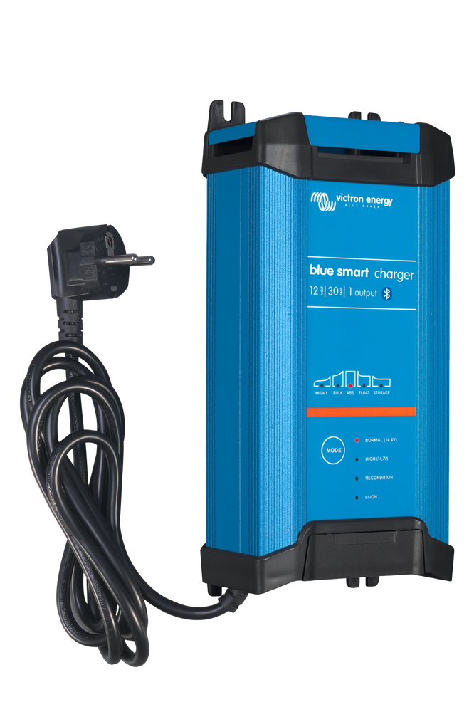 Victron Blue Smart IP22 Charger 12/30(1) 230V CEE 7/7