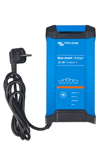 [BPC123048002] Victron Blue Smart IP22 Charger 12/30(3) 230V CEE 7/7